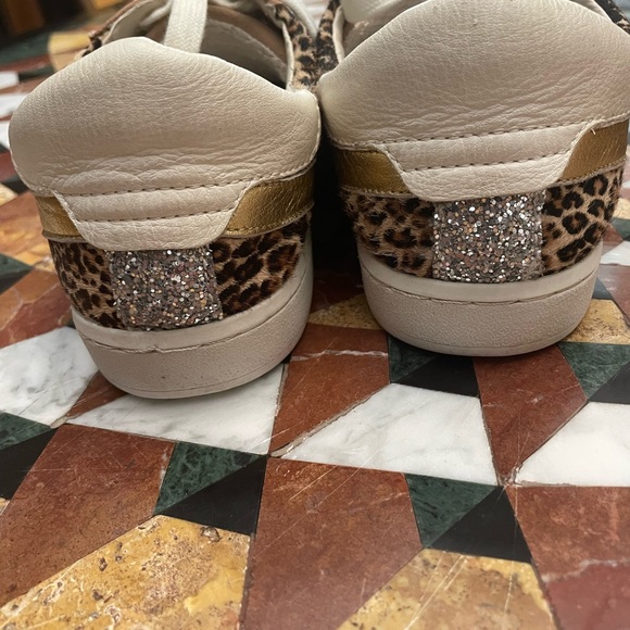 Dolce Vita | Nino Leopard Print Suede Low Top Lace Up Sneakers 9.5 - Picture 2 of 4